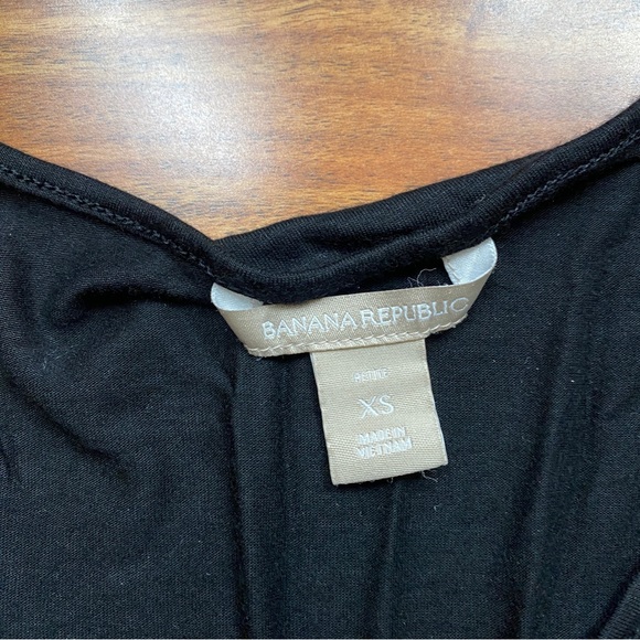 Banana Republic Black V Neck Soft T-Shirt Size XSP - Picture 9 of 13